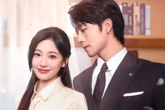 The Aristocratic Heiress from the Countryside FlickReels